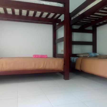 Ariata Arya Hostel Kuta  Exterior photo