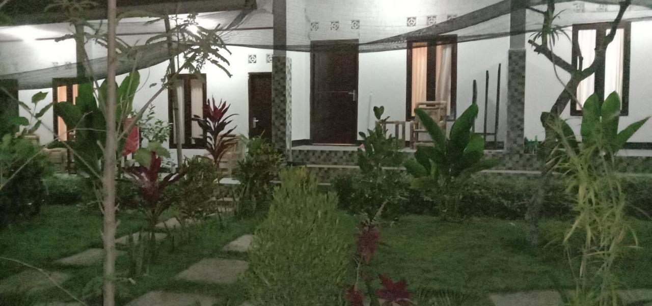 Ariata Arya Hostel Kuta  Exterior photo